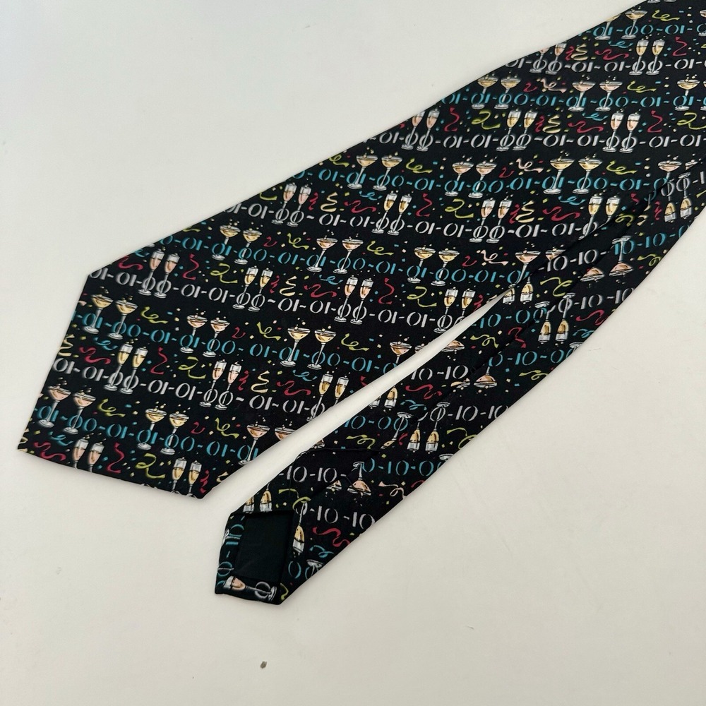 100% Silk Nicole Miller NEW YEARS EVE‎ Champagne Confetti Celebrations Tie 2026
